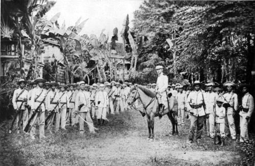 Gregorio del Pilar and his troops around 1898 TIRAD PASS