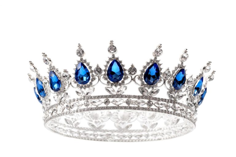 crown TO THE QUEEN